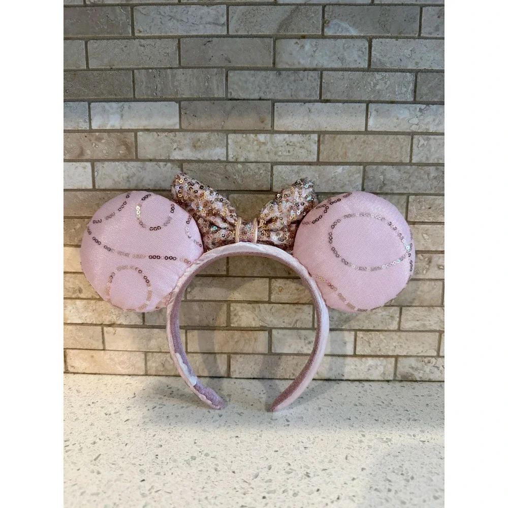 Disney Parks Minnie Mouse Headband Swirl Pattern Sequins Bow Soft Pink OSFM